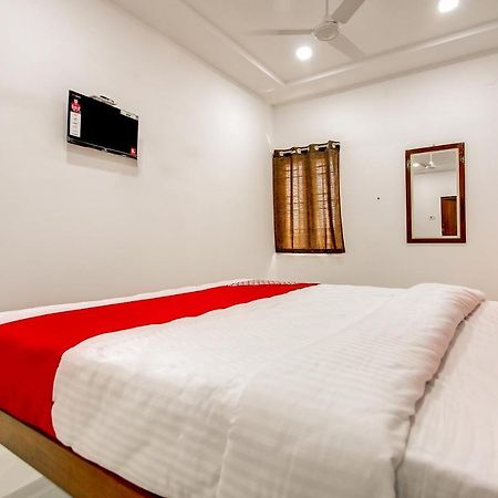 Oyo 69625 Mayuraa Residency Hotel Kumbakonam Exterior photo