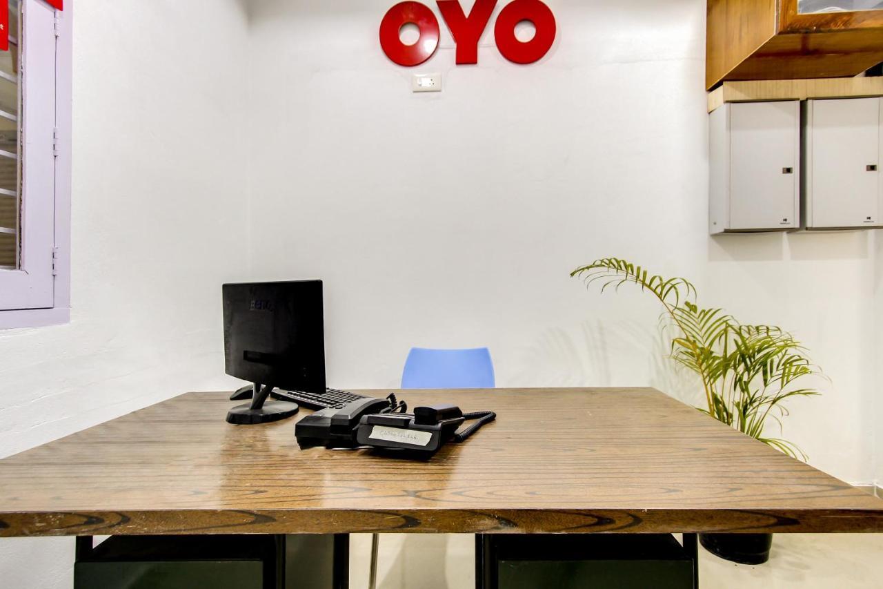 Oyo 69625 Mayuraa Residency Hotel Kumbakonam Exterior photo