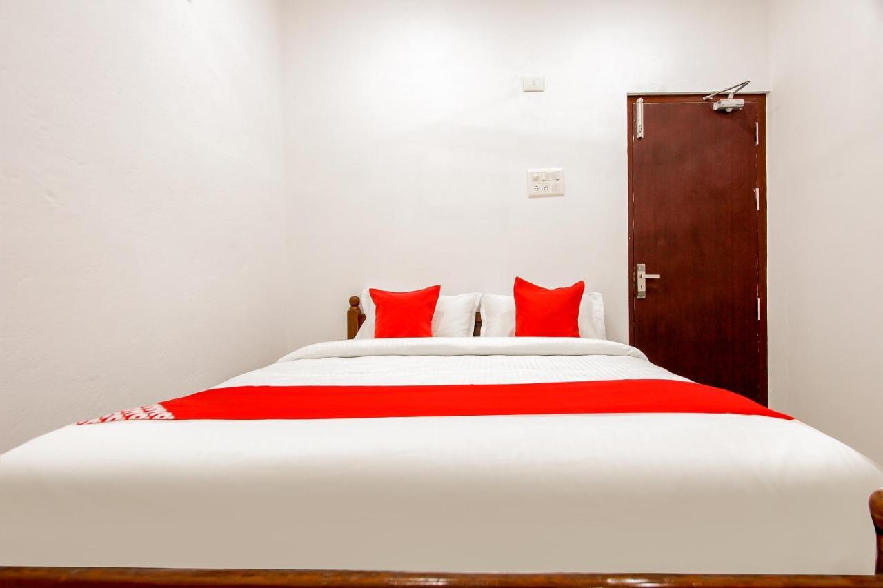 Oyo 69625 Mayuraa Residency Hotel Kumbakonam Exterior photo